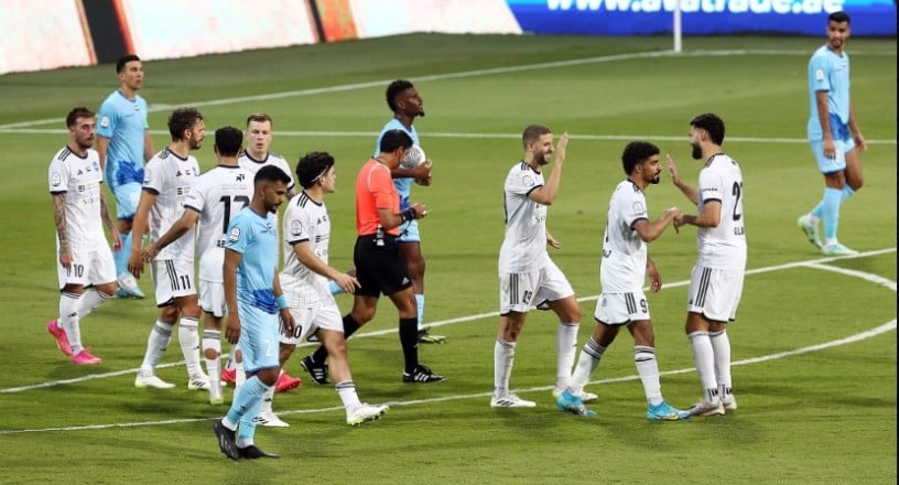 النصر الإماراتي يحقق فوزه الأول في الدوري
