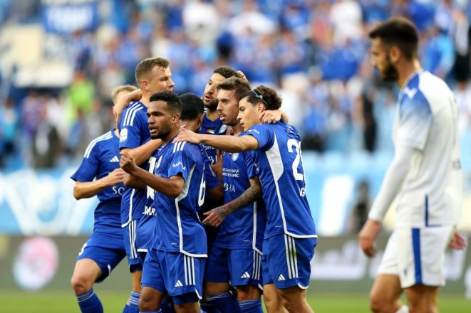 ألميريا الإسباني يستهدف ضم لاعب النصر الإماراتي