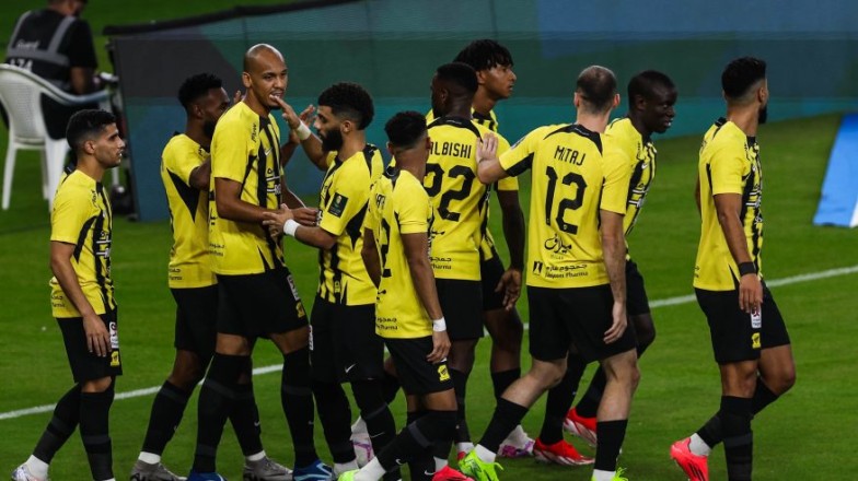 الاتحاد يفوز على الجندل بثنائية في كأس الملك