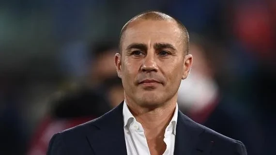 دينامو زغرب يعلن إقالة كانافارو من منصبه