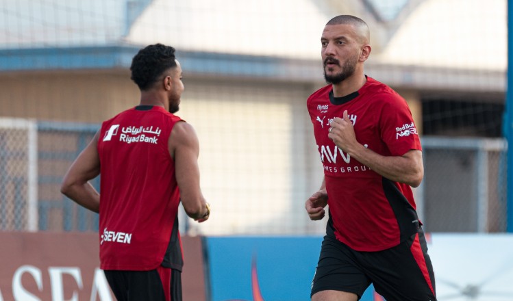 غيابات محتملة عن الهلال قبل مواجهة العدالة
