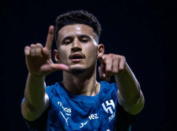 الهلال يحسم بطاقة التأهل بفوز صعب على العدالة في كأس الملك