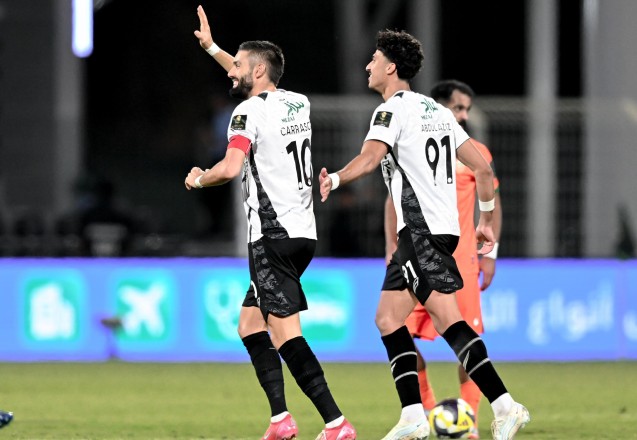 الشباب يحسم تأهله بصعوبة أمام الزلفي في كأس الملك