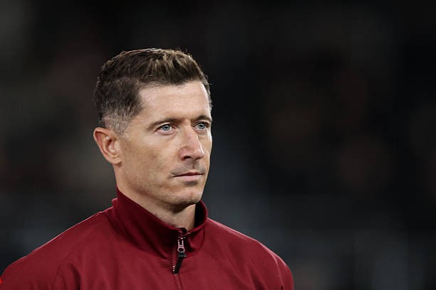 غضب في برشلونة بعد إصابة ليفاندوفسكي مع منتخب بولندا