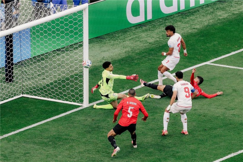رجل مباراة مصر وإيران بكأس العالم