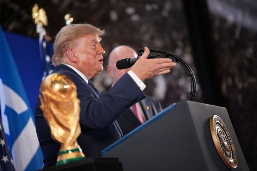 ترامب يتحدث عن عبقرية ميسي أمام إنجلترا
