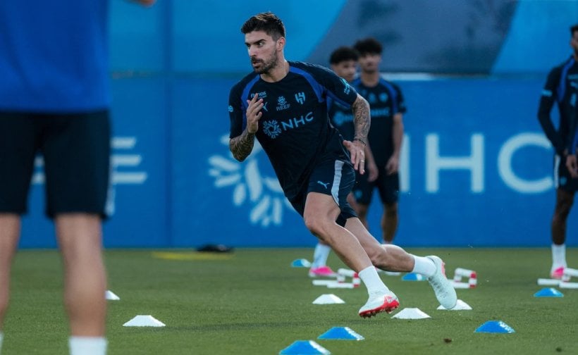 الهلال يتقدم بشكوى لاتحاد الكرة بشأن واقعة “نيفيز”
