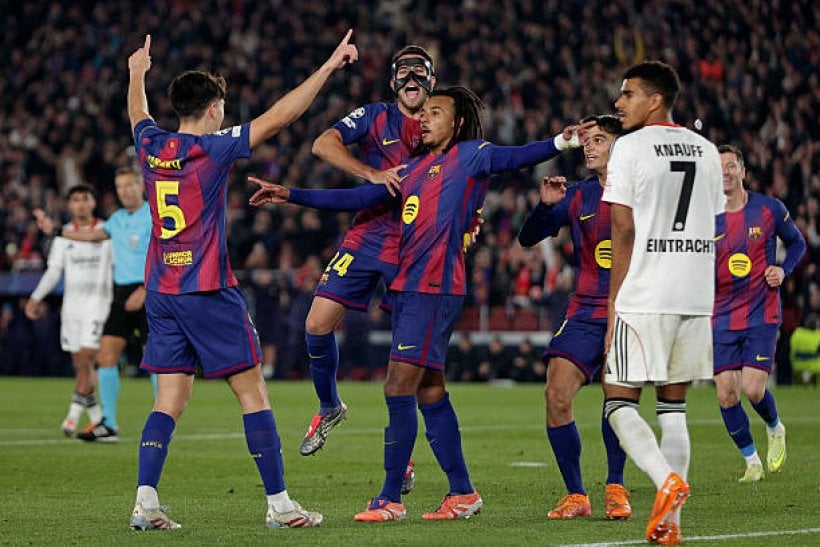 بايرن ميونيخ يراقب مدافع برشلونة تحسبًا للتحرك في يناير
