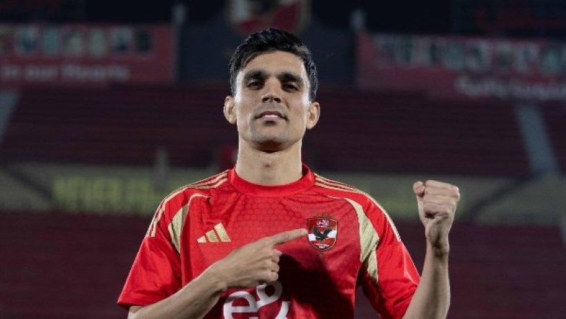 بن شرقي يشارك تدريجيًا في التدريبات الجماعية للأهلي
